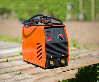 ELECTRIC WELDING MACHINE